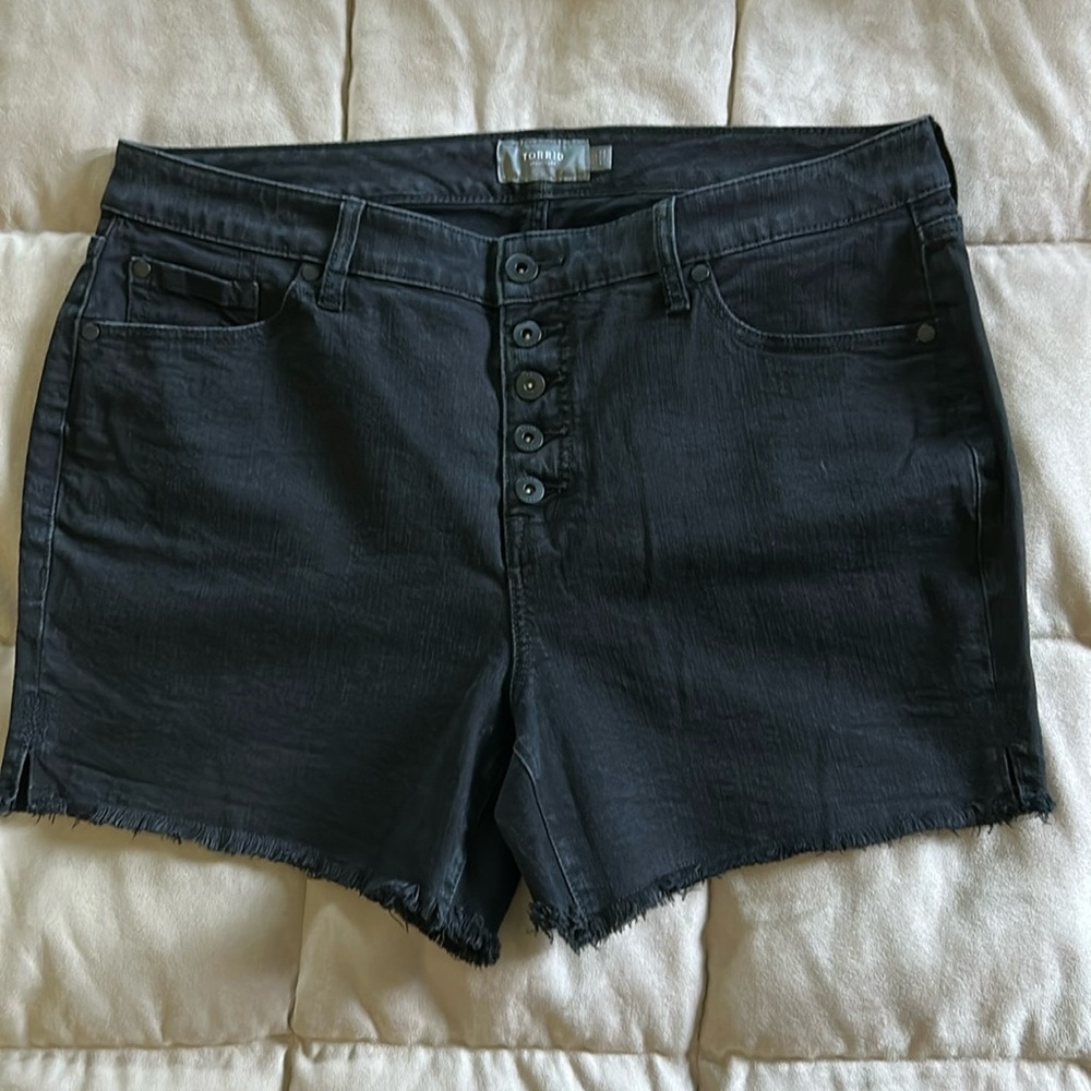 Torrid Black Denim High Waist button fly Shorts Sz 14 NEW unused